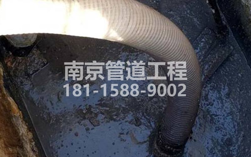 213马群村抽粪