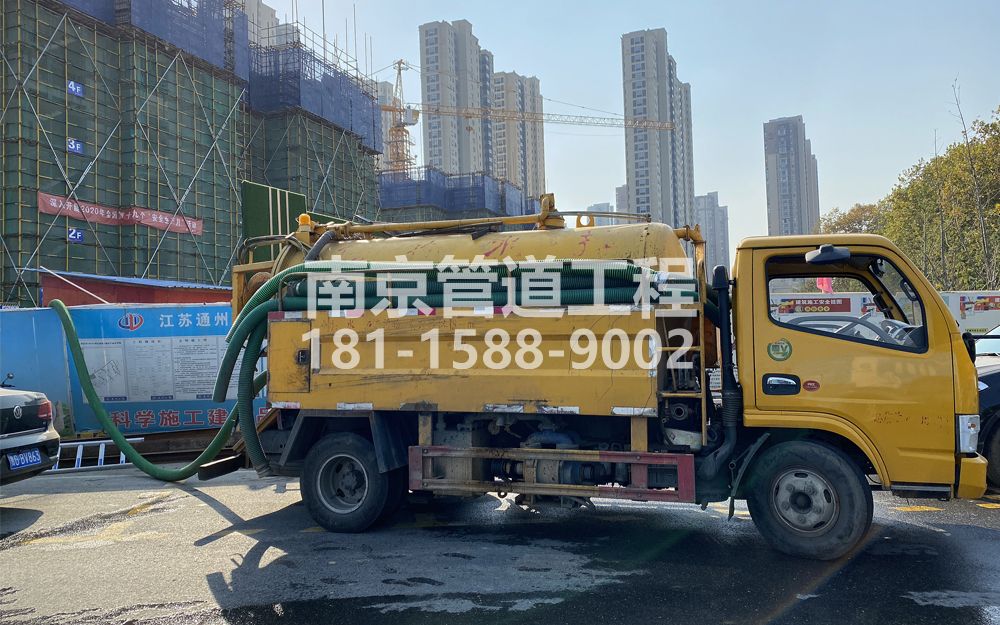 265马群村建筑工地抽粪