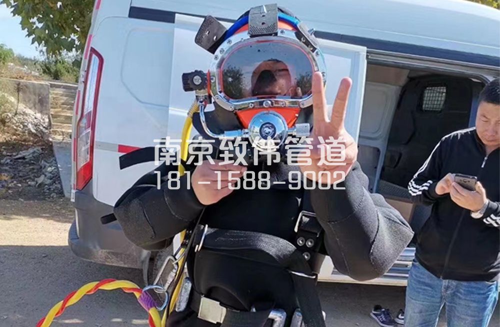 马群村沉淀池清底